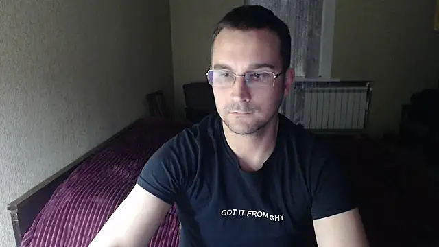 Snapshot of Sanderx chatting on 02/18/25, 08:25 Sanderx online show from 02/18/25, 08:25