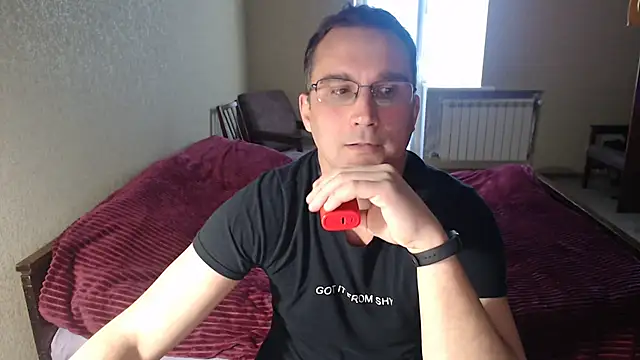 Snapshot of Sanderx chatting on 03/04/25, 02:21 Sanderx online show from 03/04/25, 02:21