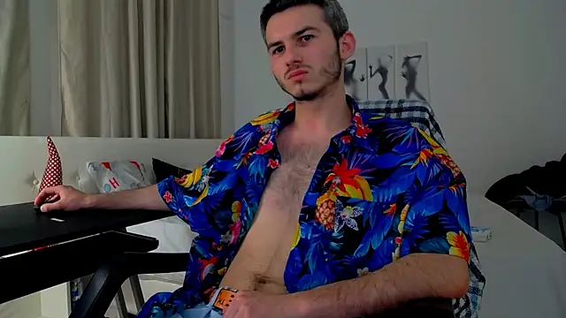 Snapshot of Devin_Jay chatting on 01/14/25, 04:57 Devin Jay online show from 01/14/25, 04:57