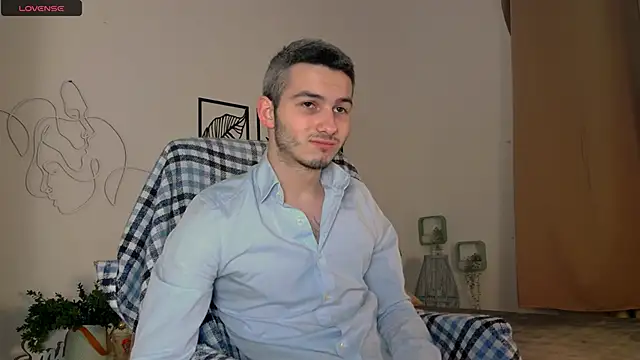 Snapshot of Devin_Jay chatting on 02/01/25, 08:05 Devin Jay online show from 02/01/25, 08:05