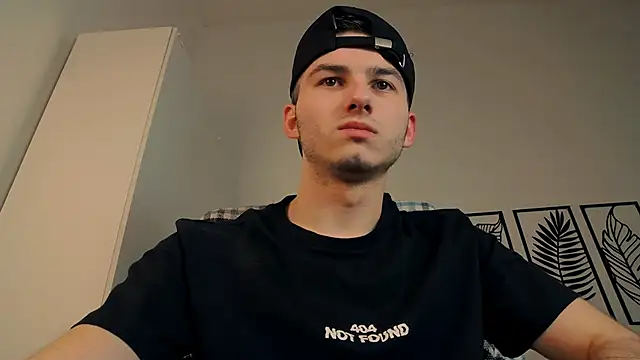 Snapshot of Devin_Jay chatting on 02/19/25, 09:03 Devin Jay online show from 02/19/25, 09:03