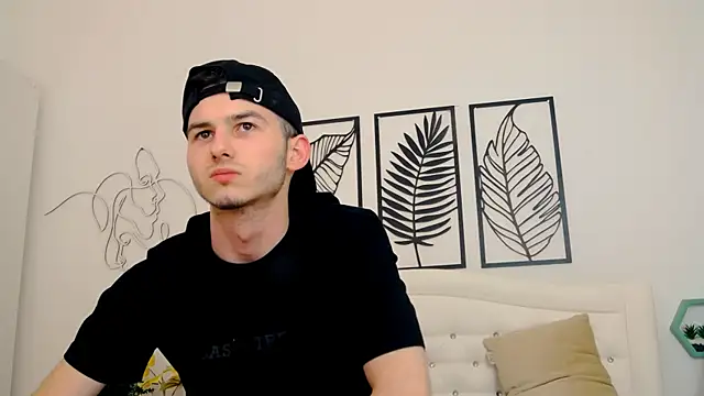 Snapshot of Devin_Jay chatting on 02/22/25, 03:56 Devin Jay online show from 02/22/25, 03:56