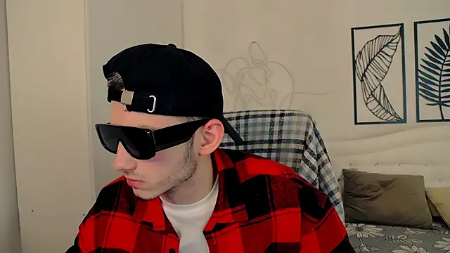 Snapshot of Devin_Jay chatting on 02/24/25, 09:09 Devin Jay online show from 02/24/25, 09:09