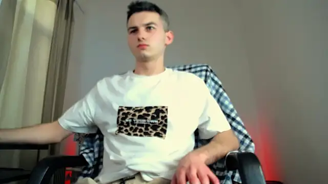 Snapshot of Devin_Jay chatting on 03/06/25, 01:46 Devin Jay online show from 03/06/25, 01:46