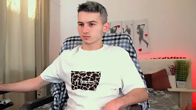 Snapshot of Devin_Jay chatting on 03/07/25, 01:29 Devin Jay online show from 03/07/25, 01:29