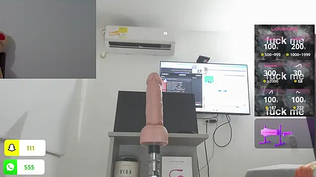 Snapshot of mariana_1_ chatting on 01/10/25, 04:22 mariana 1 online show from 01/10/25, 04:22