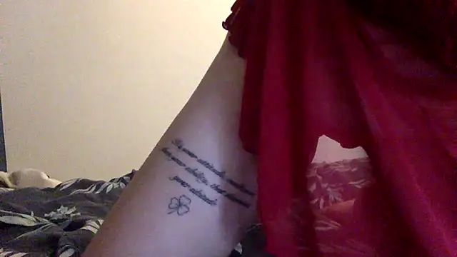 Snapshot of LolaGuess chatting on 03/07/26, 03:31 LolaGuess online show from 03/07/26, 03:31