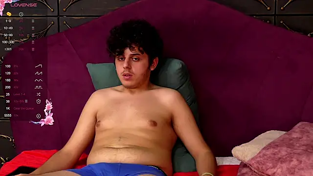 Snapshot of TejLliam chatting on 12/22/24, 05:34 TejLliam online show from 12/22/24, 05:34