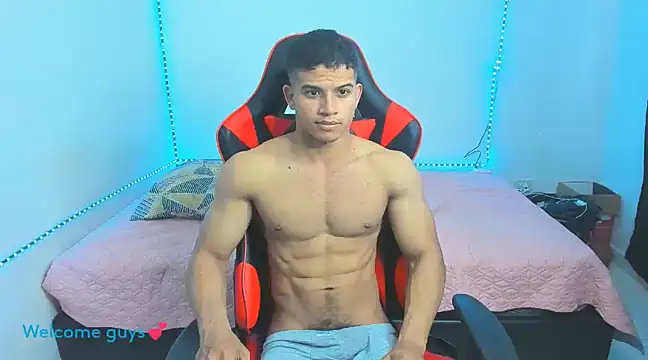 oliver thompsson7 online show from 02/23/25, 09:26