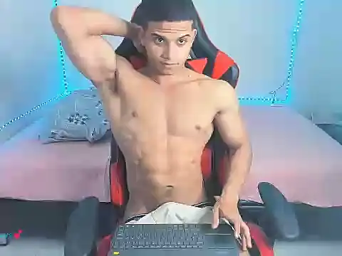 Snapshot of oliver_thompsson7 chatting on 05/12/26, 03:47 oliver thompsson7 online show from 05/12/26, 03:47