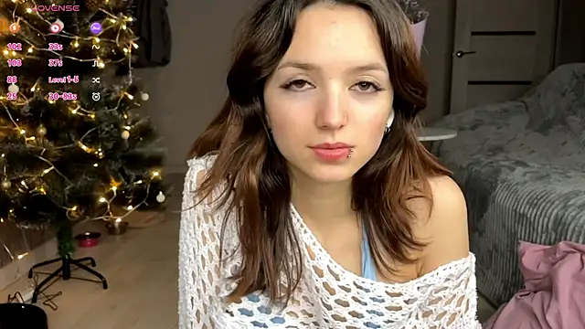 Snapshot of LilianGrindle chatting on 11/07/25, 07:14 LilianGrindle online show from 11/07/25, 07:14