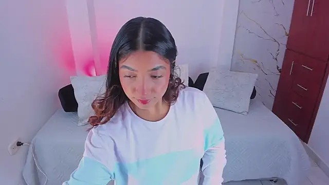 Snapshot of martina_roldam chatting on 03/30/26, 03:29 martina roldam online show from 03/30/26, 03:29