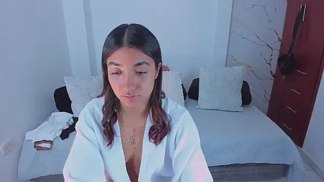 Snapshot of martina_roldam chatting on 04/08/26, 12:54 martina roldam online show from 04/08/26, 12:54