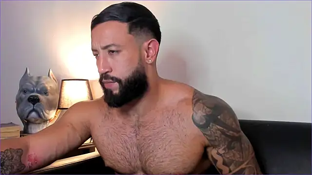 Snapshot of BradLeon_ chatting on 09/18/25, 11:51 BradLeon online show from 09/18/25, 11:51