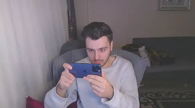 handsomeee04 online show from 03/07/25, 09:38