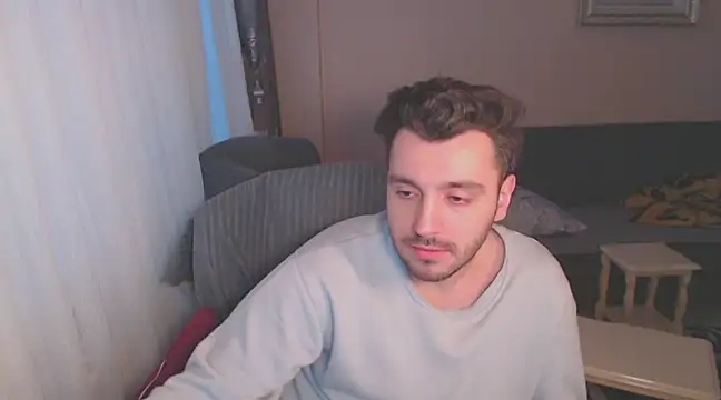 handsomeee04 online show from 03/11/25, 04:21