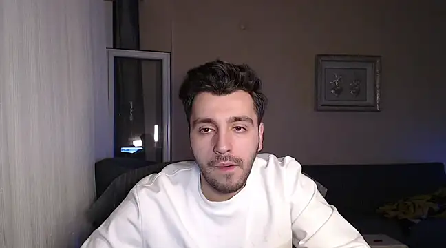 handsomeee04 online show from 03/16/25, 09:16