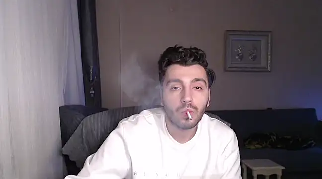 handsomeee04 online show from 03/18/25, 02:25