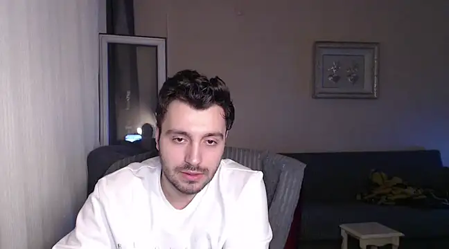 handsomeee04 online show from 03/20/25, 01:24