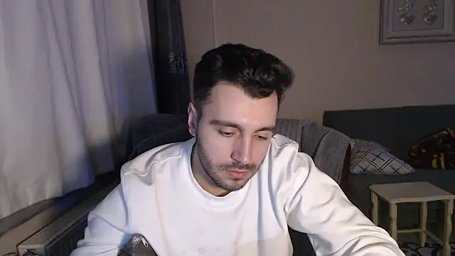 handsomeee04 online show from 11/02/25, 04:31