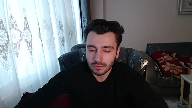 handsomeee04 online show from 02/05/26, 02:00