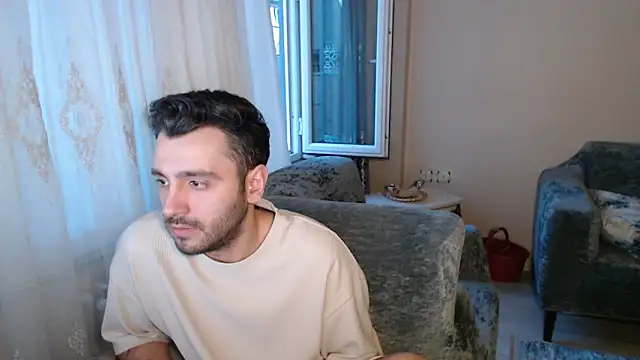 handsomeee04 online show from 05/15/26, 11:01
