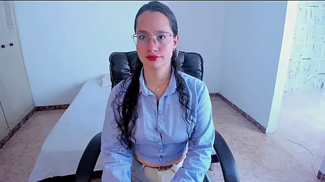 emmaTorres1 online show from 02/17/25, 02:26