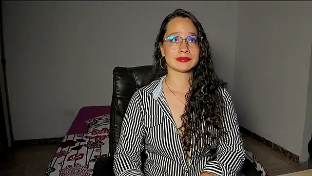 emmaTorres1 online show from 02/28/25, 11:23