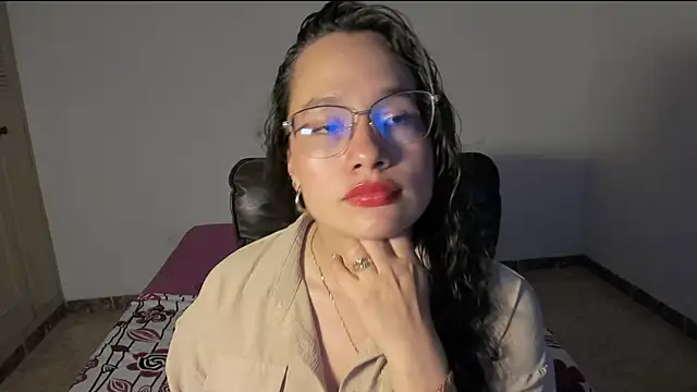 emmaTorres1 online show from 03/02/25, 01:04