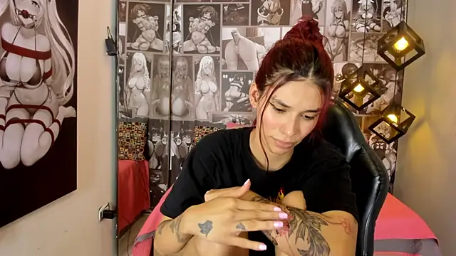 Snapshot of Nicole_Angels_ chatting on 01/30/25, 05:28 Nicole Angels online show from 01/30/25, 05:28