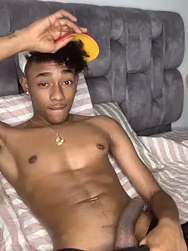 Boy cock18 online show from 01/12/25, 12:39