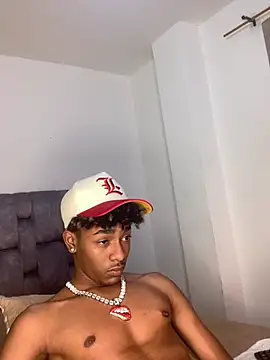 Boy cock18 online show from 01/21/25, 09:03