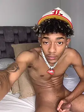 Boy cock18 online show from 02/02/25, 11:11