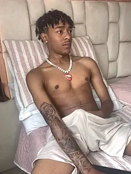 Boy cock18 online show from 02/07/25, 05:18