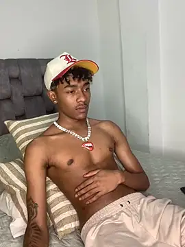 Boy cock18 online show from 02/08/25, 02:15