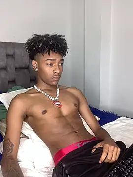 Boy cock18 online show from 03/02/25, 12:53