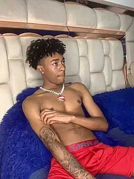 Boy cock18 online show from 03/03/25, 09:48