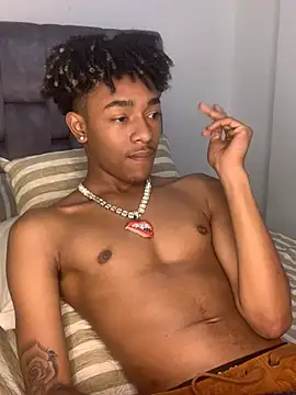 Boy cock18 online show from 03/05/25, 06:33