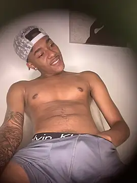 Snapshot of Boy_cock18 chatting on 04/20/26, 12:02 Boy cock18 online show from 04/20/26, 12:02