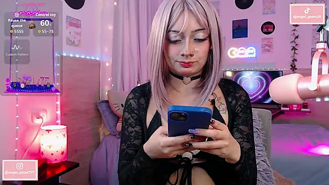 Snapshot of angelgate chatting on 04/08/26, 02:22 angelgate online show from 04/08/26, 02:22