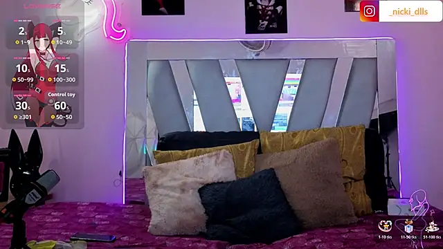 Snapshot of supradoll chatting on 10/24/25, 03:30 supradoll online show from 10/24/25, 03:30