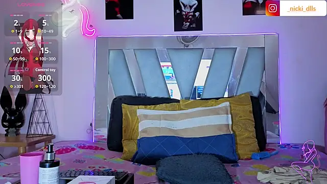 Snapshot of supradoll chatting on 11/09/25, 05:33 supradoll online show from 11/09/25, 05:33