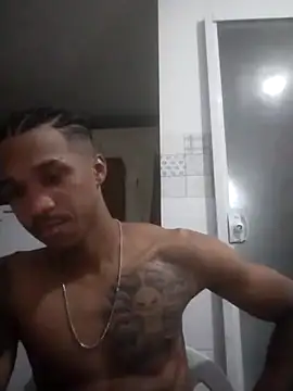 Snapshot of Muzao chatting on 12/22/25, 03:25 Muzao online show from 12/22/25, 03:25