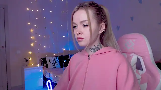 Naughty Mable online show from 03/27/26, 01:33