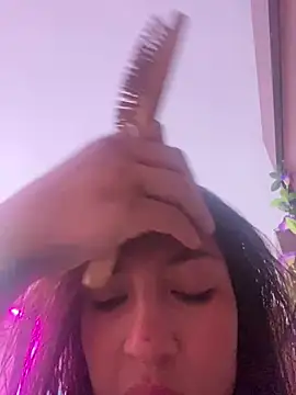 lauuraww online show from 01/18/25, 10:49