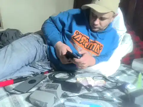 Snapshot of party51502 chatting on 12/29/24, 03:00 party51502 online show from 12/29/24, 03:00