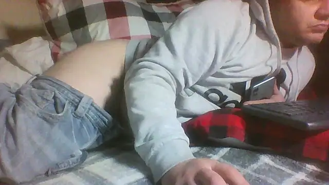 Snapshot of party51502 chatting on 01/17/25, 05:30 party51502 online show from 01/17/25, 05:30