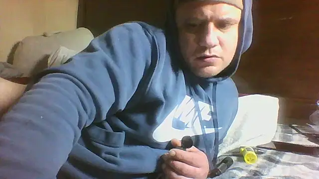 Snapshot of party51502 chatting on 01/25/25, 06:35 party51502 online show from 01/25/25, 06:35