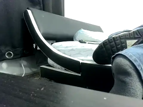 Snapshot of party51502 chatting on 02/03/25, 02:02 party51502 online show from 02/03/25, 02:02