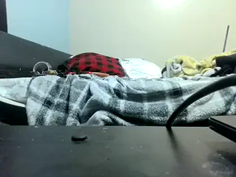 Snapshot of party51502 chatting on 02/21/25, 03:45 party51502 online show from 02/21/25, 03:45